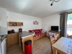 Appartement chaleureux au pied des pistes avec Wi-Fi - FR-1-266-212
